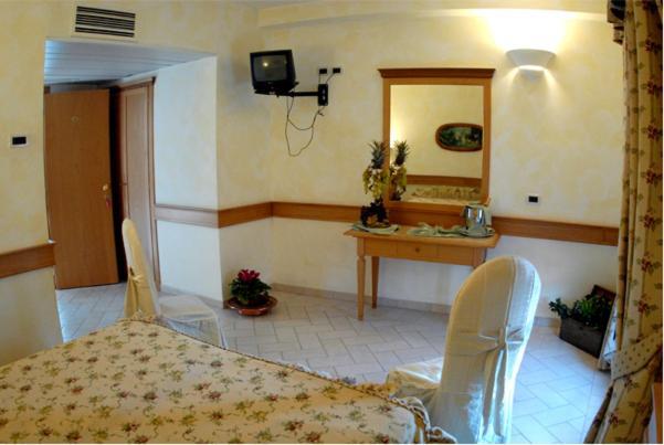 סן ג'יואבאני רוטונדו Hotel Pace מראה חיצוני תמונה